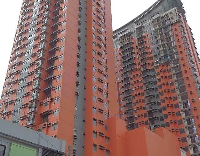 Portovita Towers Отель Манила